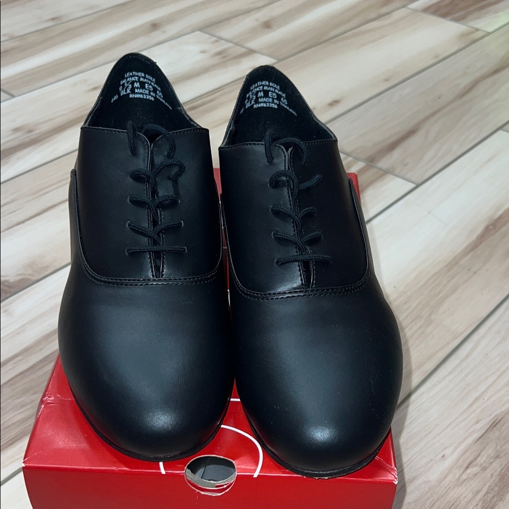 Capezio Overture Oxford 446 Size 9.5